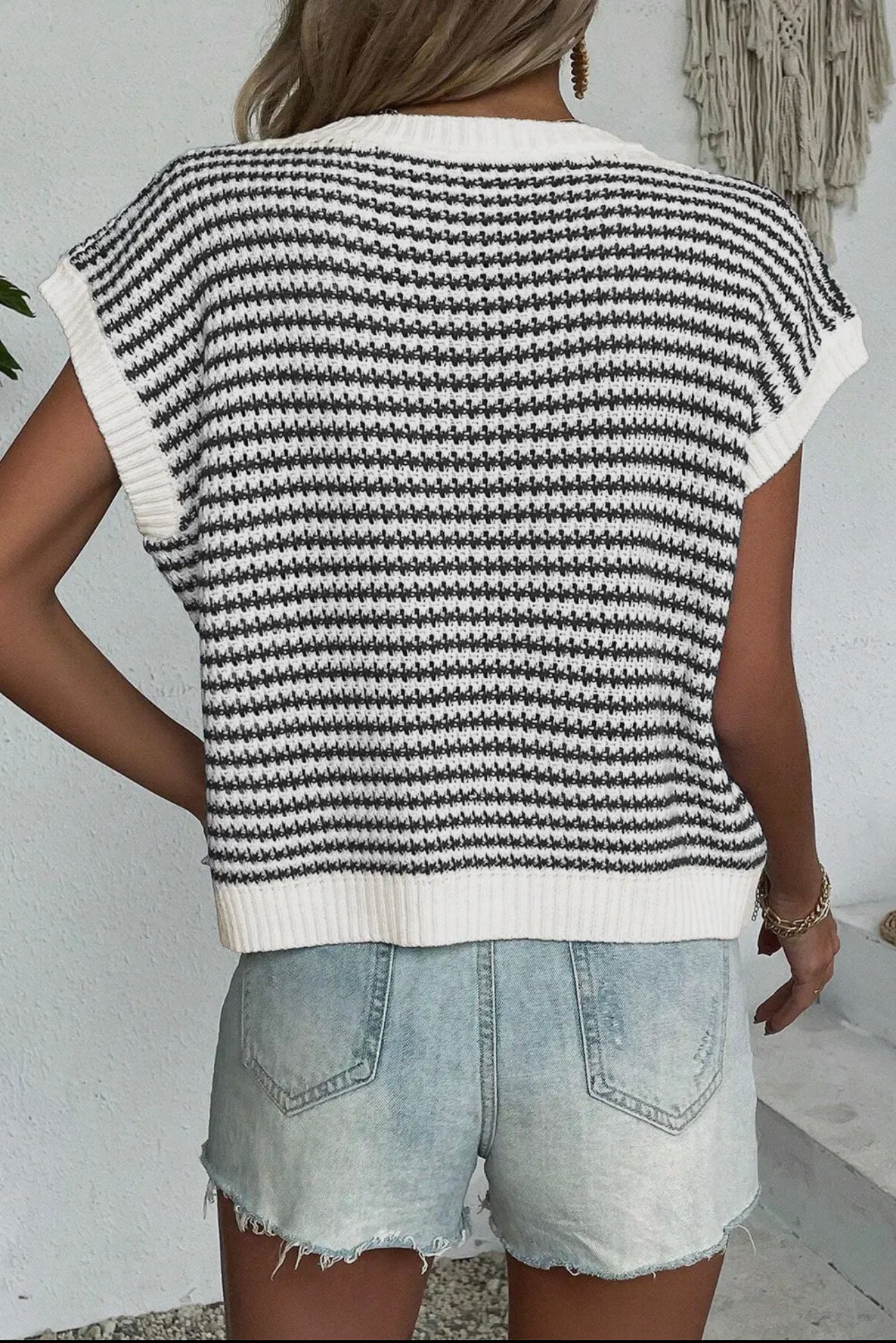 Striped Loose Fit Sweater Vest