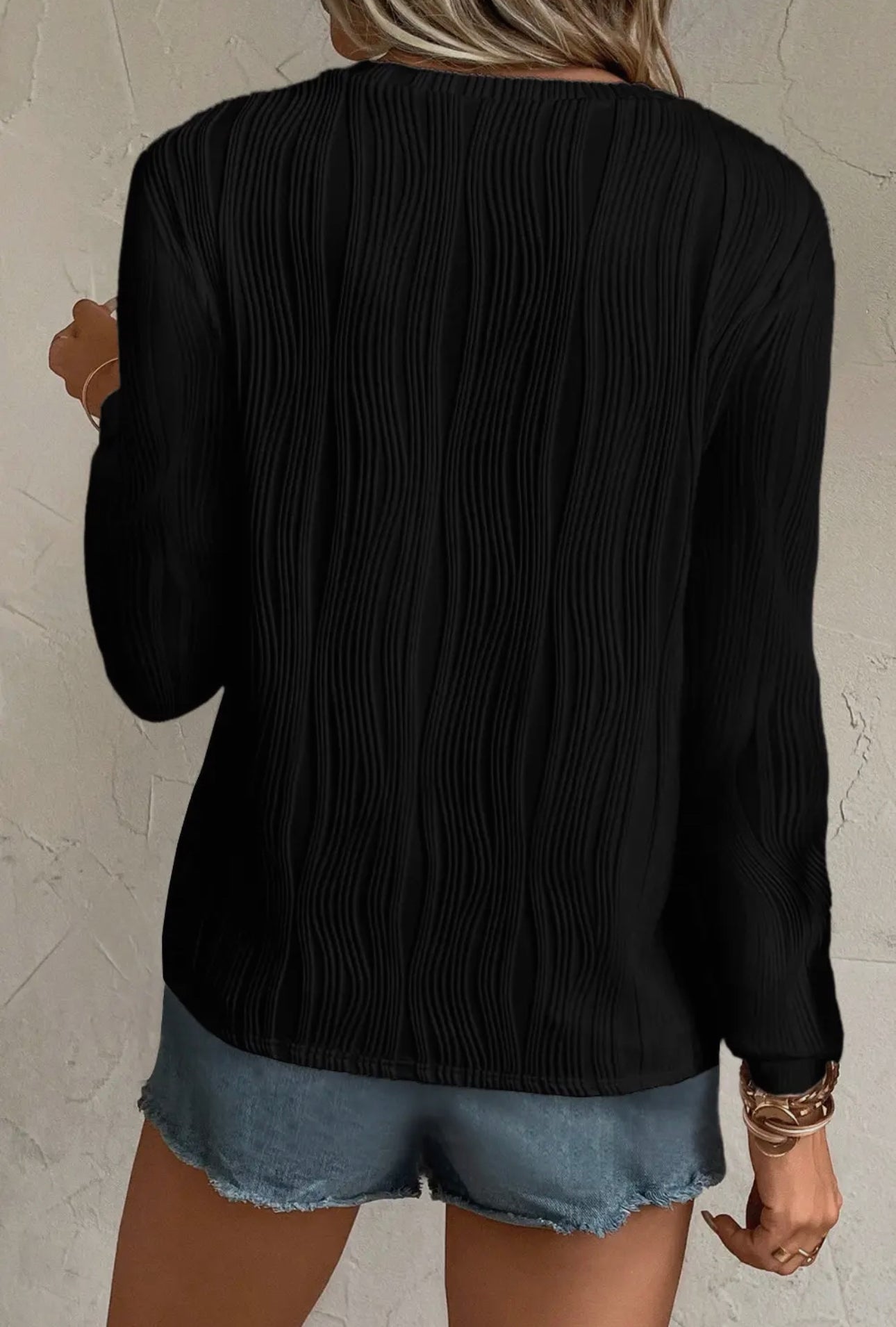 Textured Wavy Round Neck Long Sleeve Top